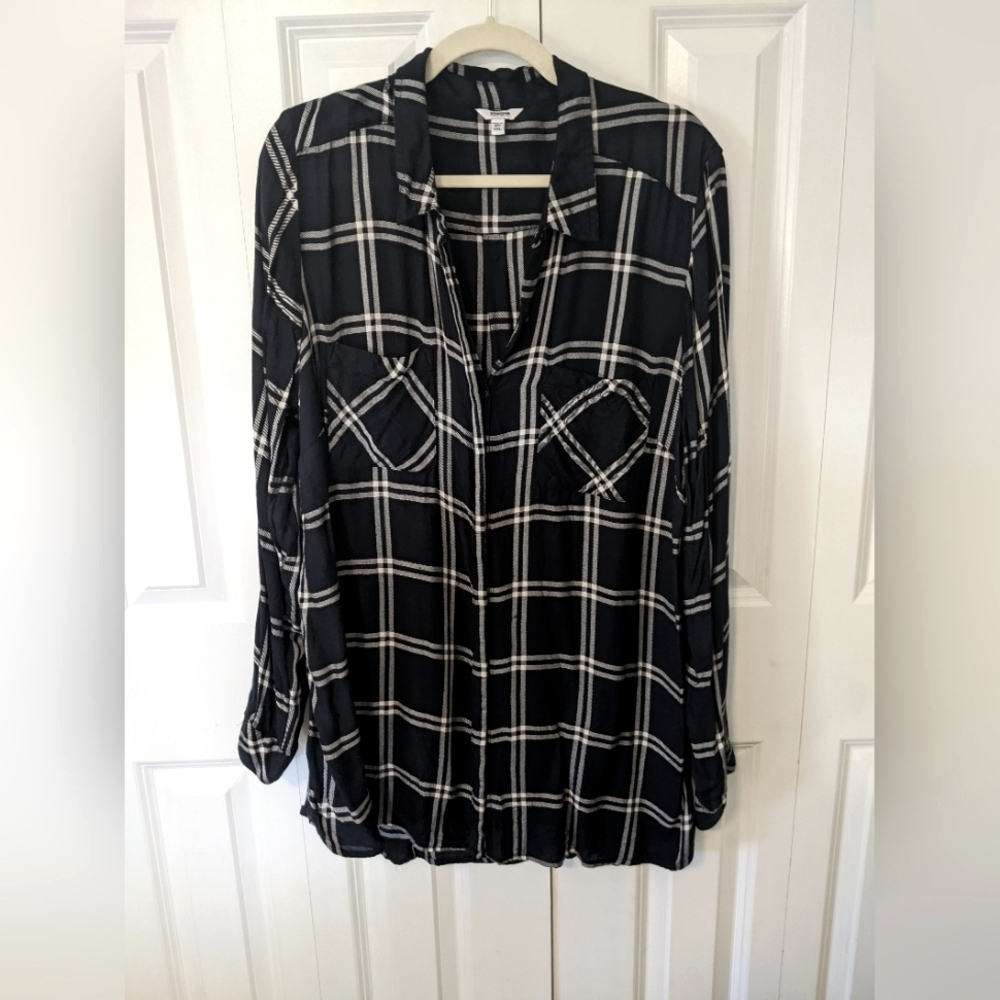 Women's Button Up Shirt